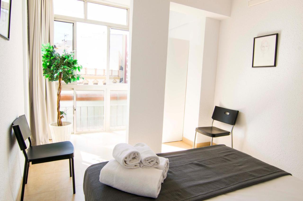 Letmalaga Economy Compas Apartment Exterior photo